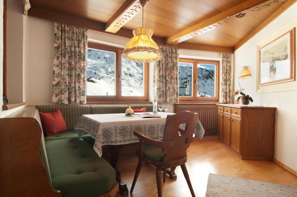 Gasthof Valluga St. Christoph am Arlberg Eksteriør billede
